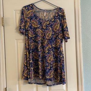 Lularoe Large Perfect T